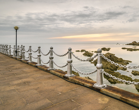 护栏草莓视频网页版污